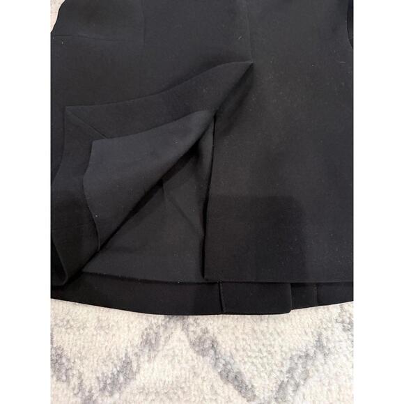 Blazer - Picture 5 of 12